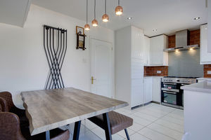 Kitchen/Diner- click for photo gallery